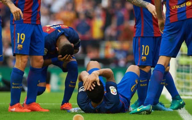 Играчите на Барселона са провокирали феновете на Валенсия (видео)
